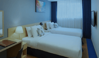 Days Hotel & Suites by Wyndham Incheon Airport guest room